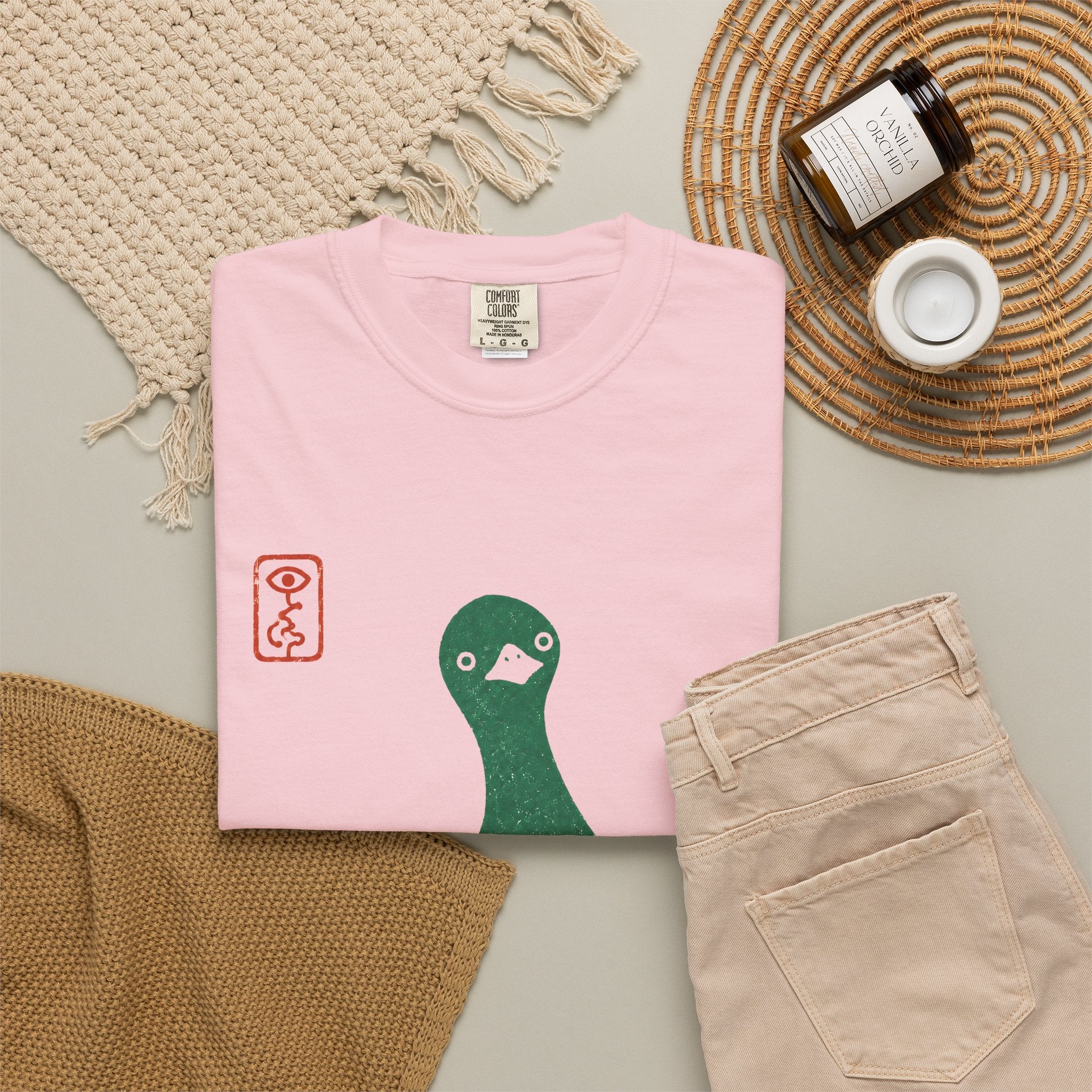 Pigeon Graphic T-Shirt — Vintage Green Bird Print