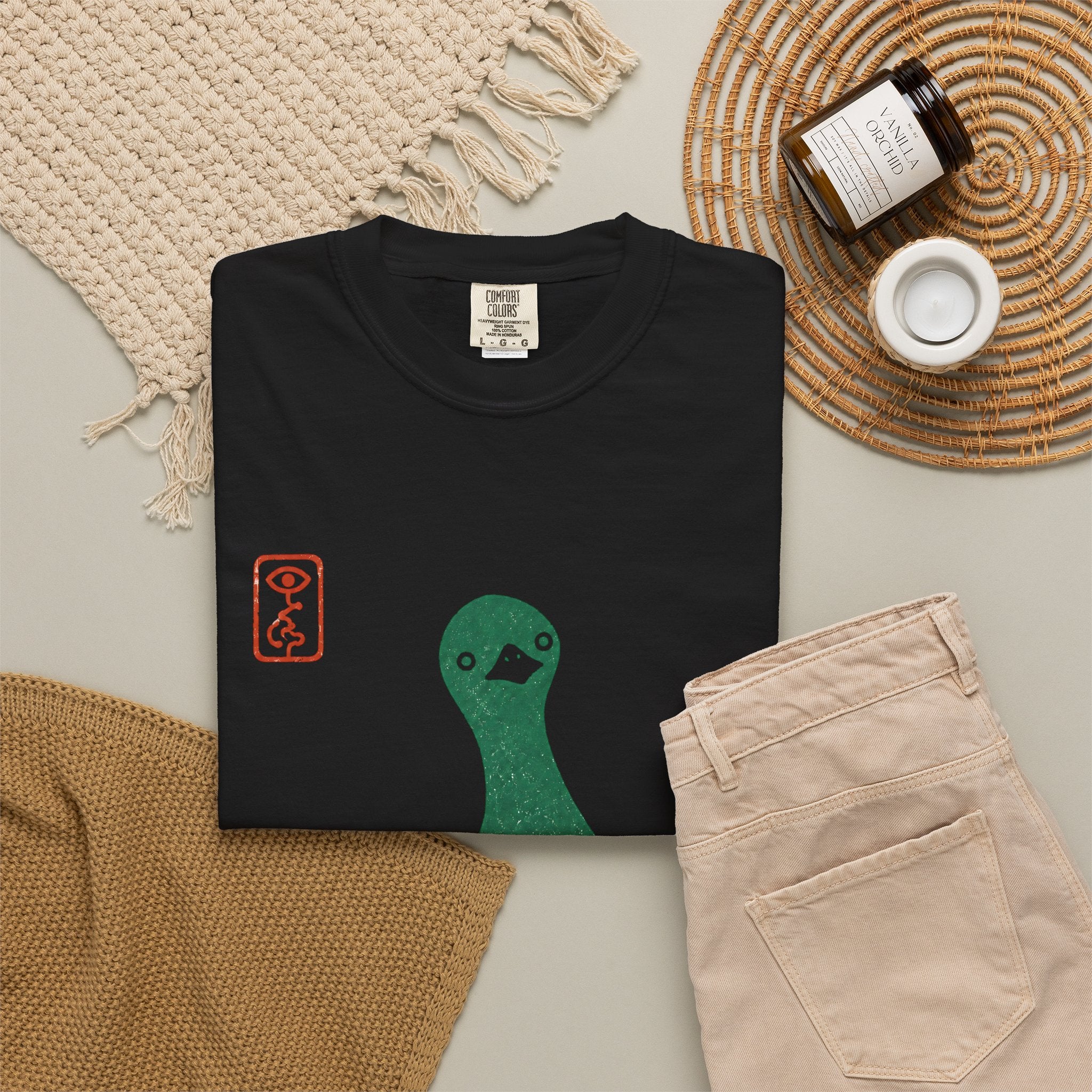 Pigeon Graphic T-Shirt — Vintage Green Bird Print