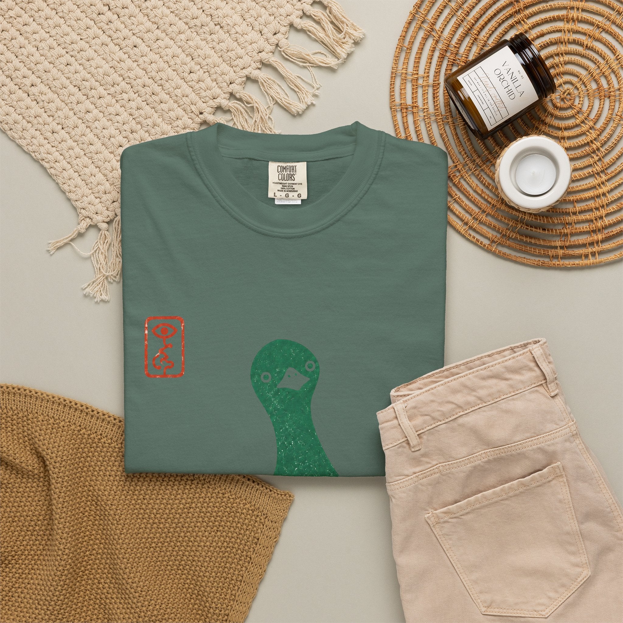 Pigeon Graphic T-Shirt — Vintage Green Bird Print