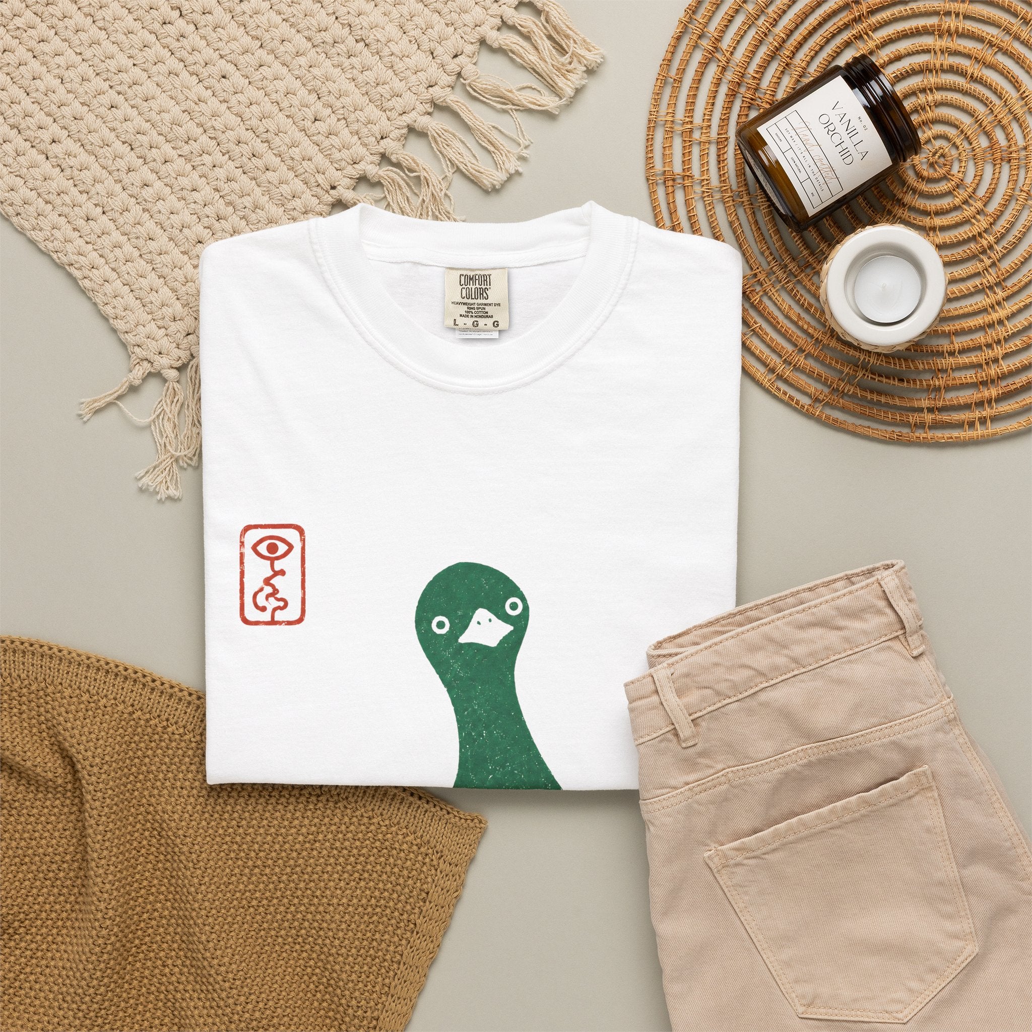 Pigeon Graphic T-Shirt — Vintage Green Bird Print