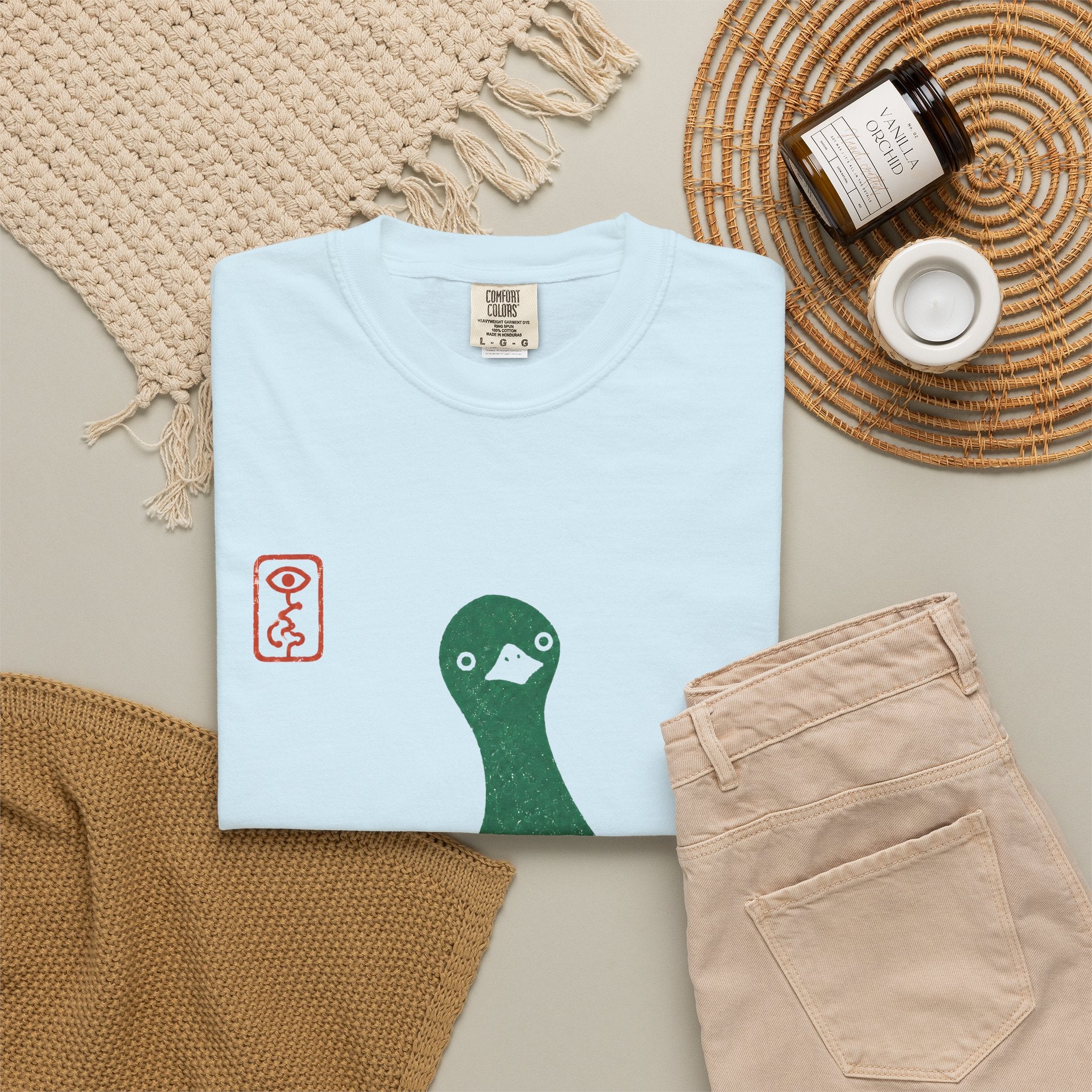 Pigeon Graphic T-Shirt — Vintage Green Bird Print