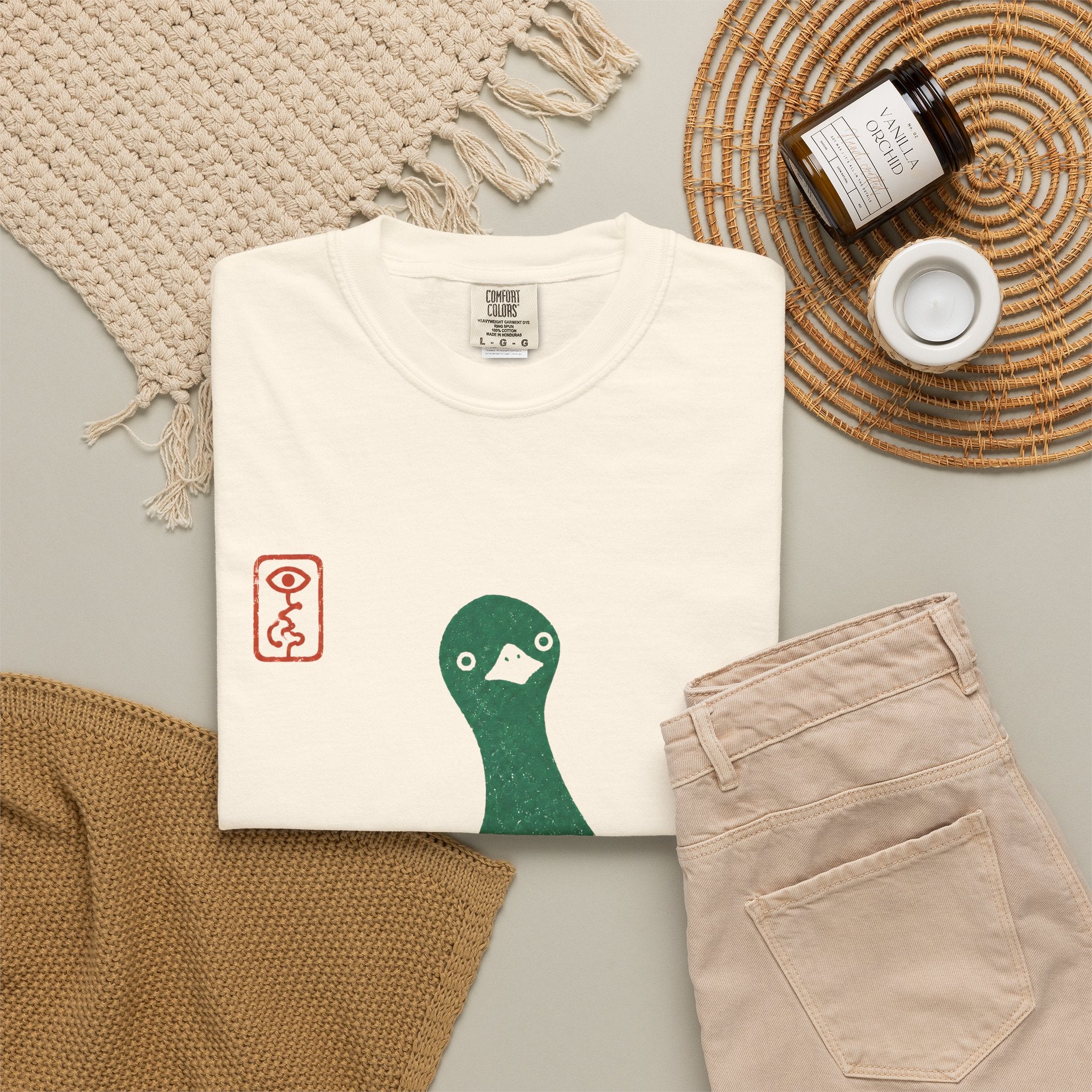 Pigeon Graphic T-Shirt — Vintage Green Bird Print