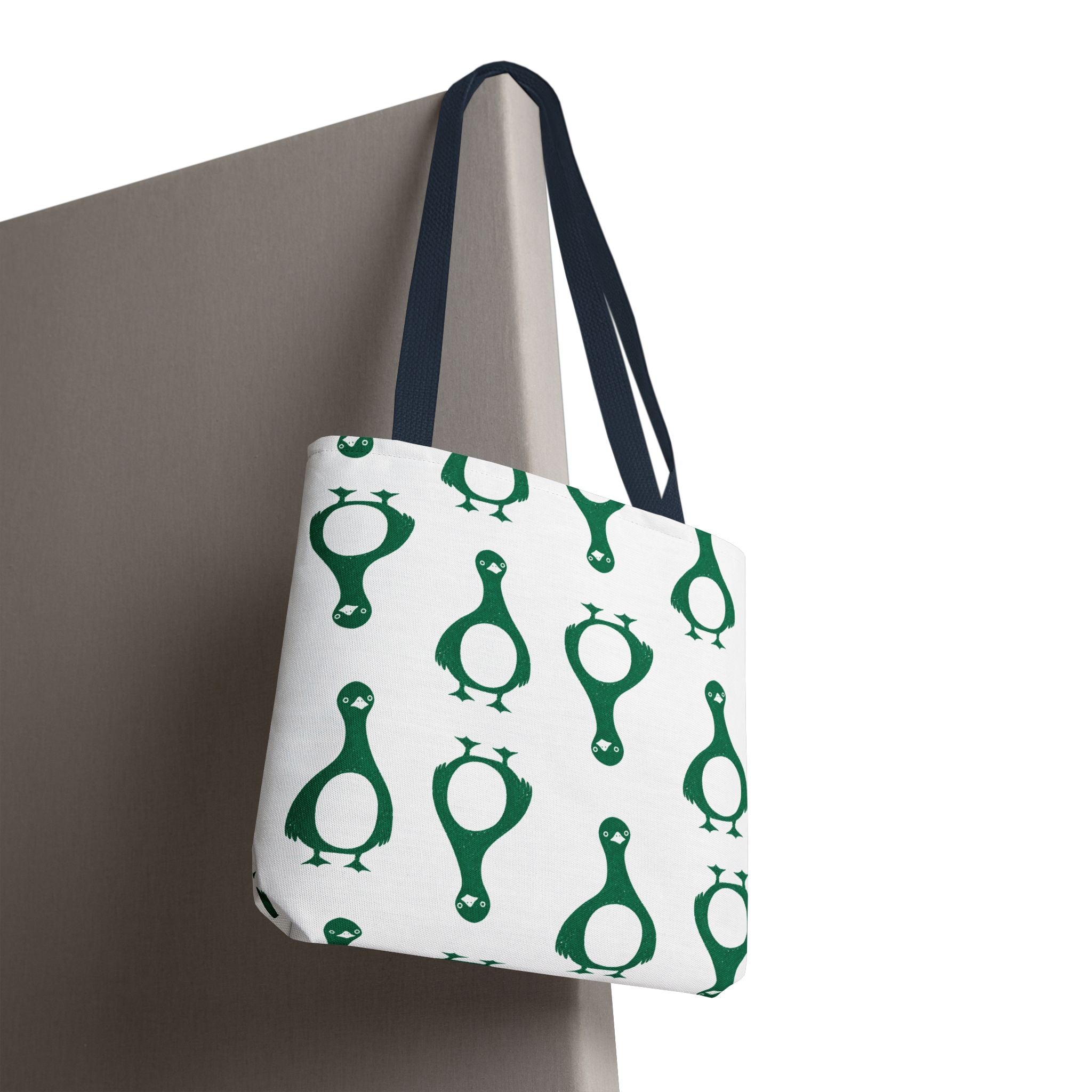 Green Penguin Pattern Tote Bag — Cute Reusable Shopping & Beach Tote