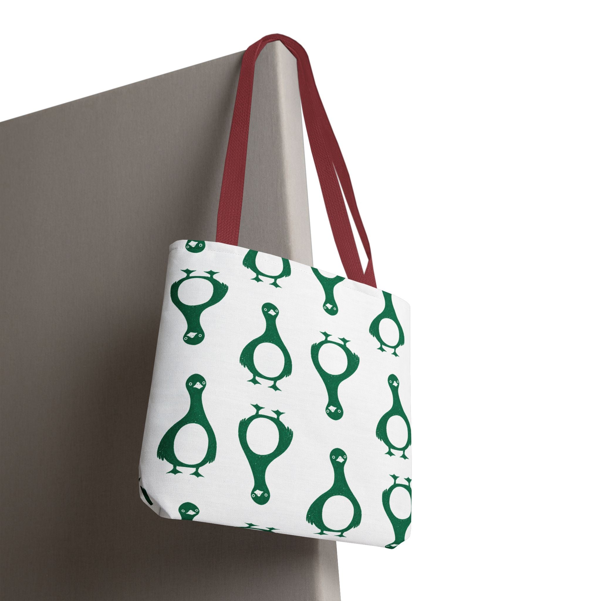 Green Penguin Pattern Tote Bag — Cute Reusable Shopping & Beach Tote